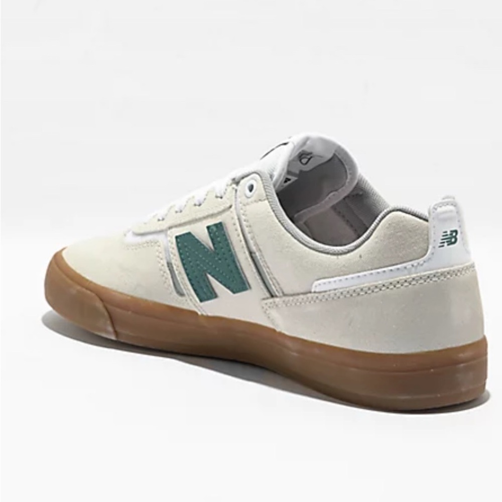 New Balance size 9 men’s Numeric Jamie Foy 306